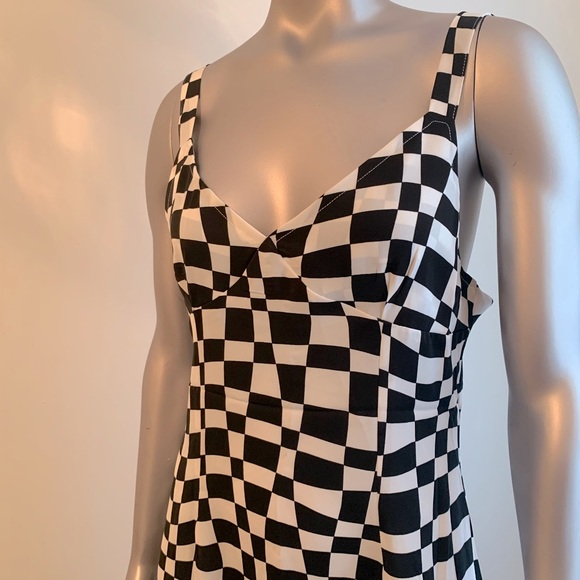 SHEIN Checkered knee-length dress Size Med - Picture 2 of 3